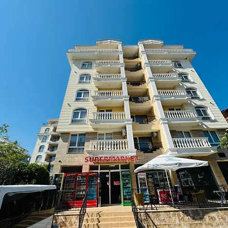 Apartment Vs Private A-c50