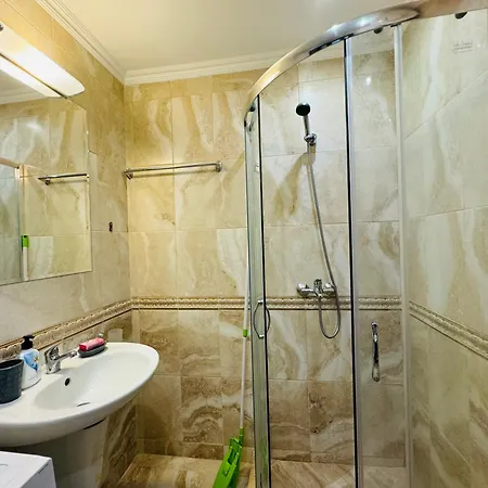 Apartment Vs Private A-c50 *